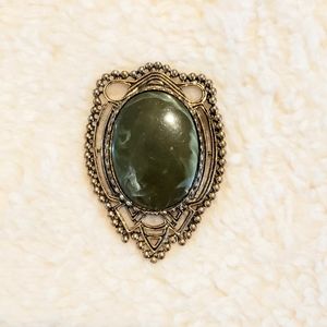 Vintage pin / brooch.